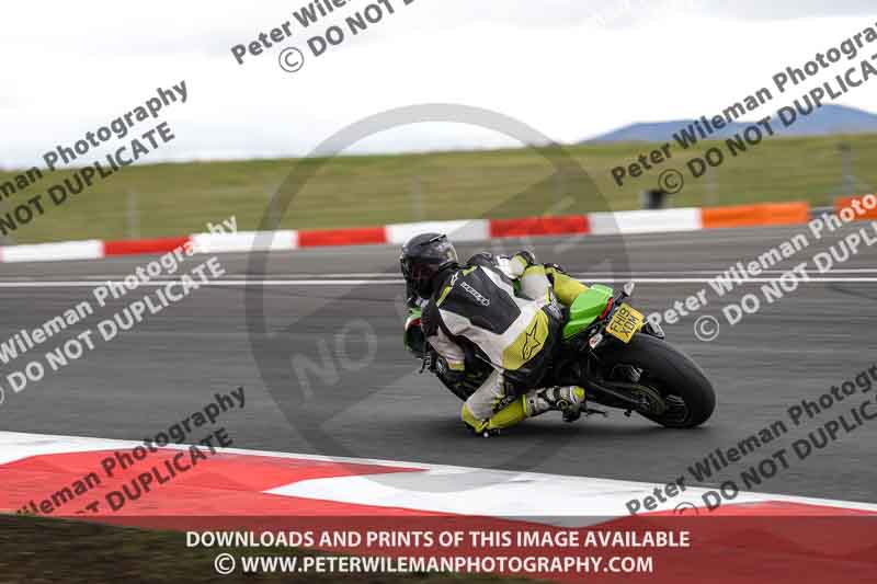 cadwell no limits trackday;cadwell park;cadwell park photographs;cadwell trackday photographs;enduro digital images;event digital images;eventdigitalimages;navarra;no limits trackdays;peter wileman photography;racing digital images;trackday digital images;trackday photos